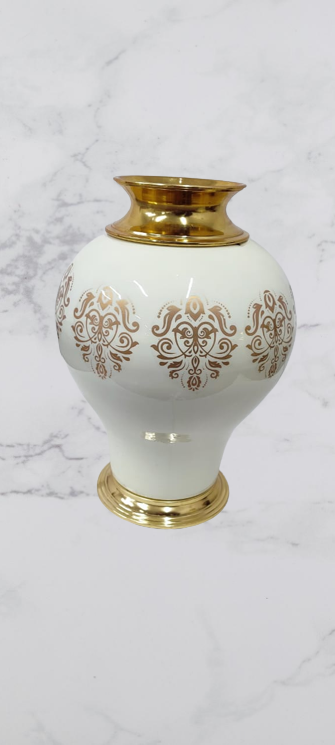 White & Gold Metal Unbreakable Embellished Flower Vase – Tlixier